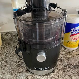 nutribullet used a few times . Like new. Better deal if you pick up